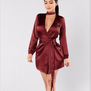 Maroon tie dress